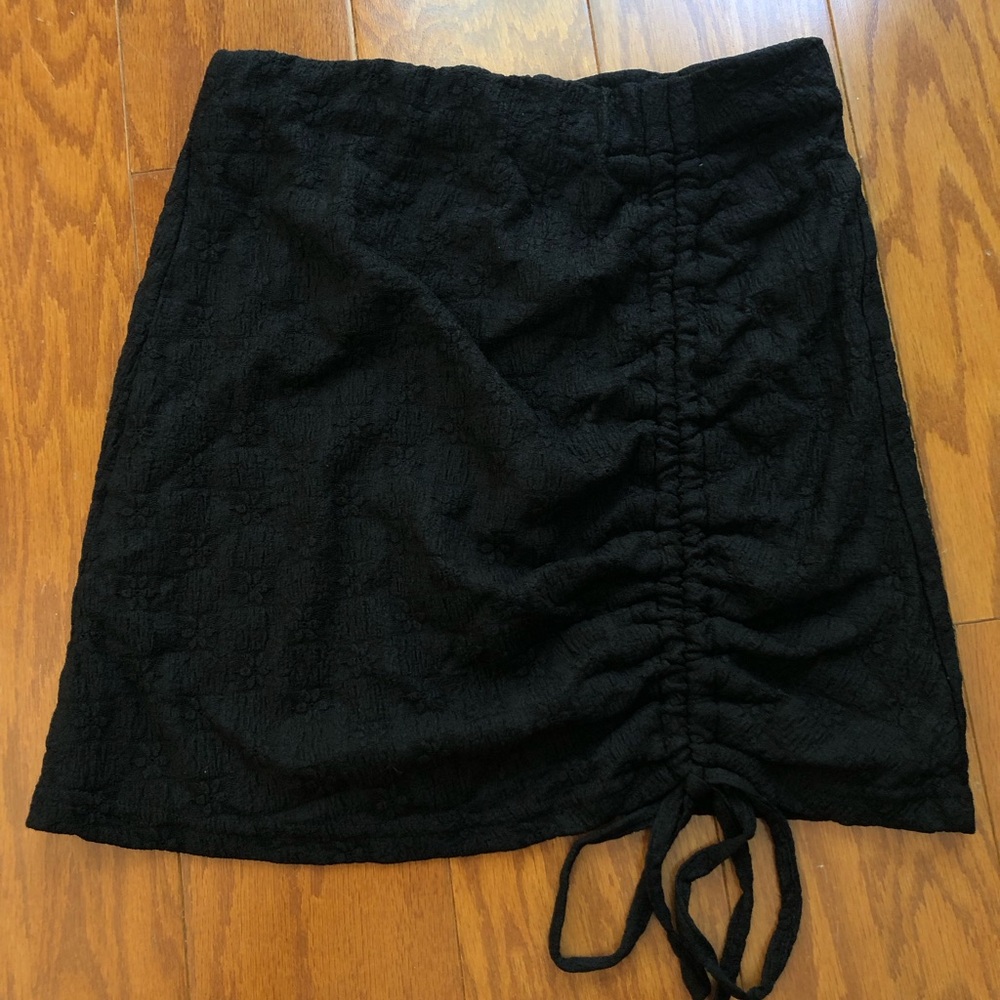 Pretty Garbage Into the Night Skirt - size S